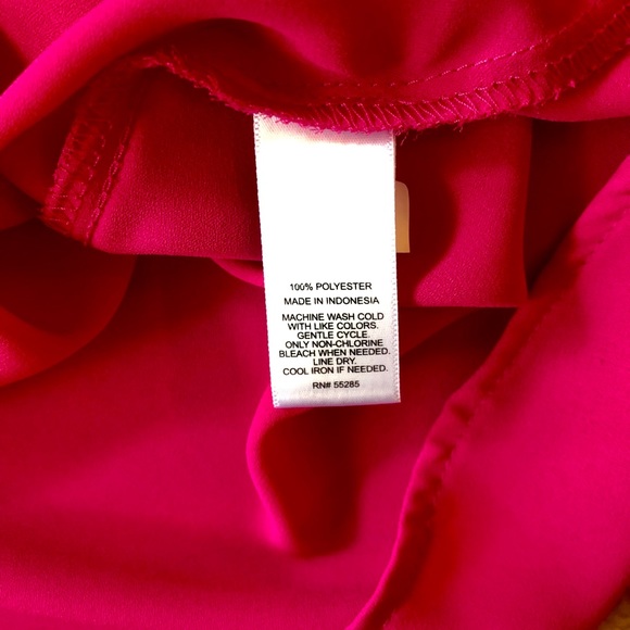 Express Collared Button Tank - Picture 6 of 6